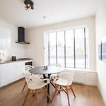 Aparthotel Escamp 3*