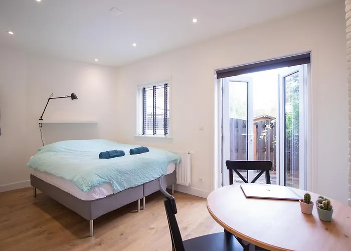 Aparthotel Escamp 3*