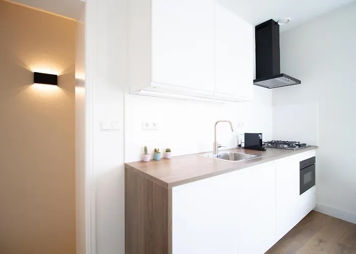 Aparthotel Escamp 3*